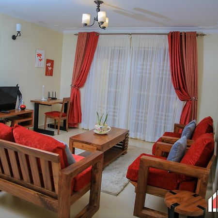 Crest Homes Uganda Kitende Kültér fotó