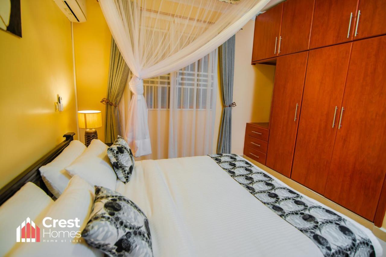 Crest Homes Uganda Kitende Kültér fotó